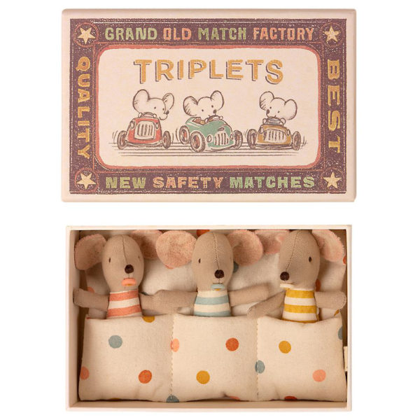 Maileg Triplets, baby mice in matchbox - Mailegin suloiset kolmoshiiret laatikossa.