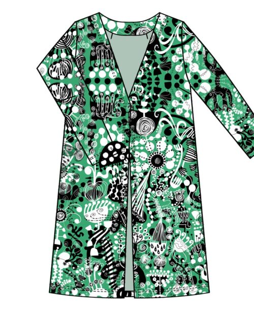 Suomessa valmistettu pitkä ja naisellinen takki. Miellyttävää ja ryhdikkästä Ponte Roma -neulosta. Pitkät hihat ja yhden nepparin kiinnitys. Kuosina abstrakti ja kukikas vihreä-musta-valkoinen Huvipuisto, jossa on minttuisen vihreällä pohjalla mustia ja valkoisia kiemuraisia ja näyttäviä abstrakteja ja kukkamaisia kuvioita.